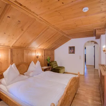 Jaegerwirt Hotel