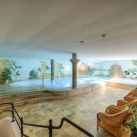 Hotel Jaegerwirt 4*