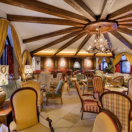 Hotel Jaegerwirt 4*