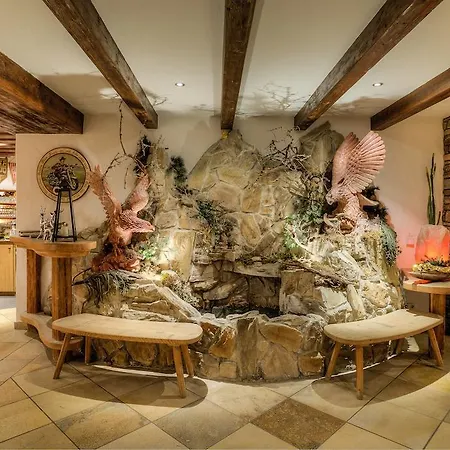 Jaegerwirt Hotel 4*